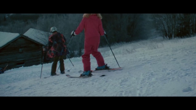 Video Reference: Snow, Skiing, Ski, Winter, Ski Equipment, Winter sport, Cross-country skiing, Outdoor recreation, Recreation, Ski binding