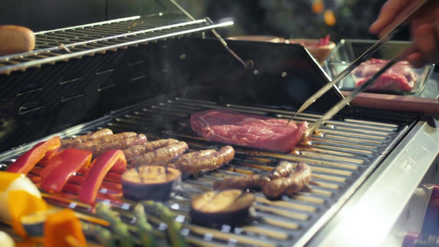 Video Reference: Dish, Barbecue, Barbecue grill, Grilling, Cuisine, Food, Outdoor grill, Grillades, Red meat, Cooking