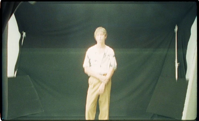 Video Reference: Standing, Human body, Art, Statue, Sculpture