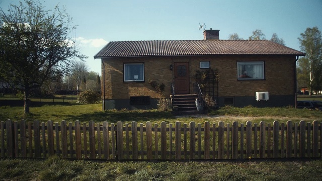 Video Reference: House, Property, Home, Cottage, Land lot, Farmhouse, Rural area, Building, Farm, Roof