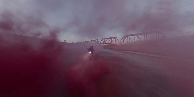 Video Reference: Sky, Red, Atmospheric phenomenon, Pink, Cloud, Atmosphere, Morning, Fog, Geological phenomenon, Magenta