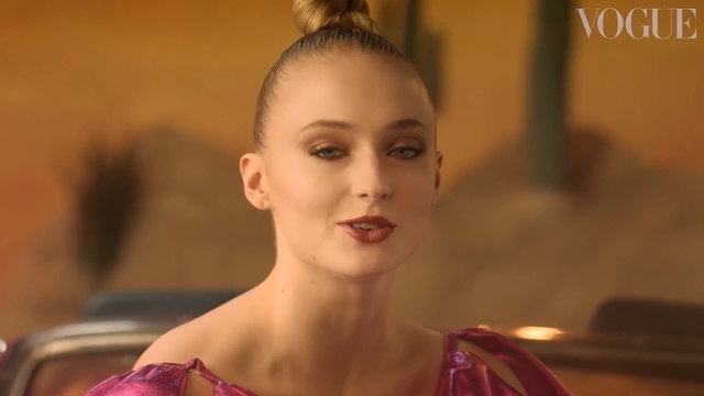 Video Reference: Hair, Face, Eyebrow, Beauty, Hairstyle, Lip, Chin, Skin, Lady, Forehead, Person