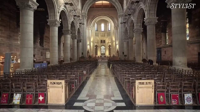 Video Reference: Building, Aisle, Holy places, Architecture, Landmark, Place of worship, Chapel, Basilica, Arch, Medieval architecture