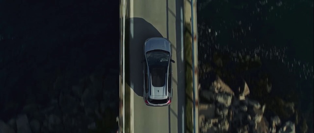 Video Reference: Transport, Vehicle, Mode of transport, Vehicle door, Rolling stock, Train, Car, Luxury vehicle, Public transport, Bullet train