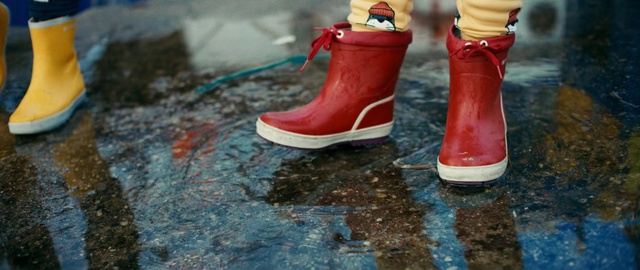 Video Reference: Footwear, Red, Shoe, Boot, Durango boot, Carmine, High heels, Ankle