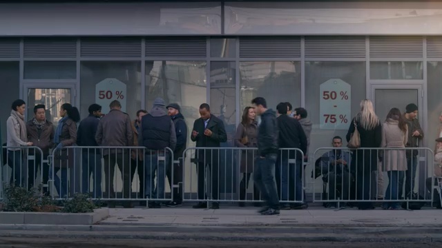 Video Reference: crowd, city, building, Person