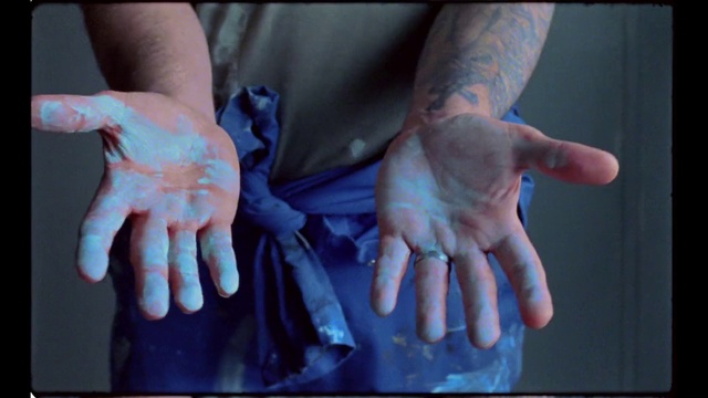 Video Reference: Hand, Finger, Thumb, Gesture, Blood vessel, Interaction, Nail, Wrist, Nerve, Electric blue