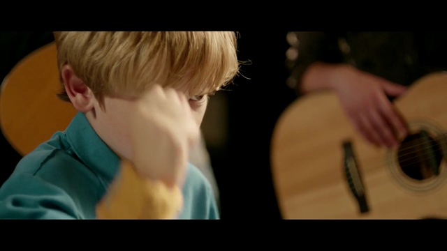 Video Reference: human hair color, musical instrument, music, plucked string instruments, string instrument, girl, string instrument, fun, hand, finger