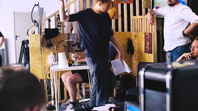 Video Reference: Physical fitness, Standing, Shoulder, Arm, Leg, Room, Gym, Fun, Exercise machine, Exercise