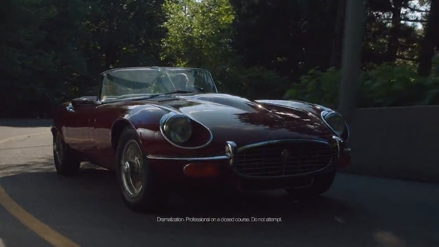 Video Reference: Land vehicle, Vehicle, Car, Coupé, Automotive design, Sports car, Convertible, Classic car, Jaguar e-type, Sedan