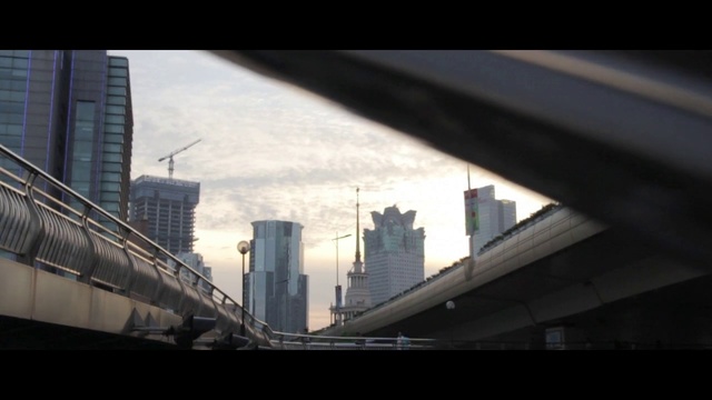 Video Reference: Metropolitan area, City, Urban area, Daytime, Sky, Human settlement, Skyline, Architecture, Cityscape, Skyscraper