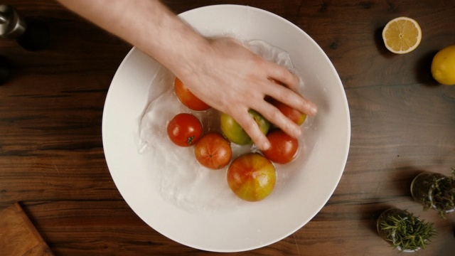 Video Reference: vegetable, food, dish, tomato, fruit, potato and tomato genus, cuisine, vegetarian food, recipe