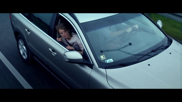 Video Reference: Land vehicle, Vehicle, Car, Vehicle door, Mode of transport, Windshield, Luxury vehicle, Automotive window part, Glass, Personal luxury car