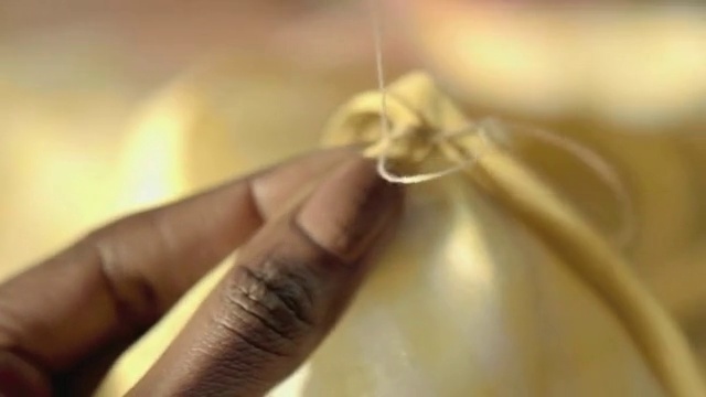 Video Reference: Finger, Hand, Close-up, Photography, Knot, Macro photography, Fashion accessory, Thumb, Ring, Metal