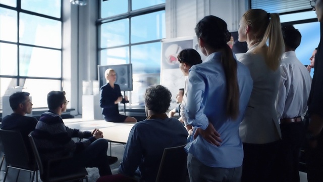 Video Reference: White-collar worker, Conversation, Event, Job, Design, Interaction, Collaboration, Businessperson, Architecture, Employment