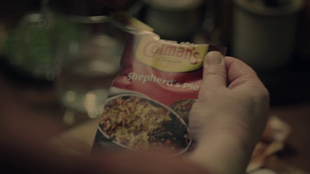 Video Reference: Food, Comfort food, Junk food, Cuisine, Dish, Vegetarian food, Snack, Hand, Meal
