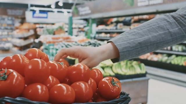 Video Reference: Natural foods, Local food, Whole food, Vegetable, Fruit, Tomato, Marketplace, Solanum, Food, Market