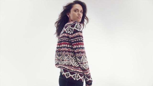 Video Reference: clothing, shoulder, outerwear, fashion model, fashion, girl, sleeve, sweater, photo shoot, neck, Person