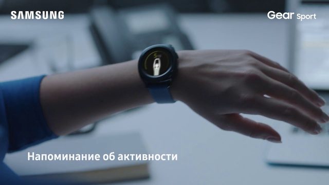 Video Reference: Hand, Arm, Wrist, Finger, Technology, Electronic device, Photography, Fashion accessory, Thumb, Gesture