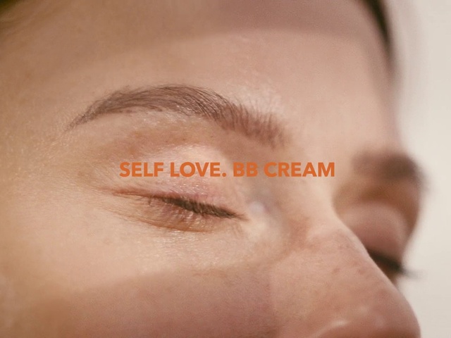 Video Reference: Eyebrow, Face, Forehead, Skin, Nose, Cheek, Eyelash, Eye, Close-up, Head