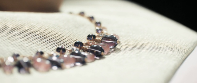 Video Reference: jewellery, fashion accessory, jewelry making, chain, bead, body jewelry, bracelet