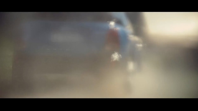 Video Reference: Sky, Atmosphere, Nature, Atmospheric phenomenon, Cloud, Light, Nose, Sunlight, Morning, Macro photography