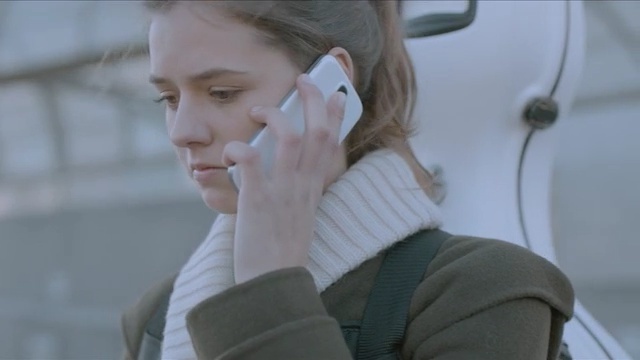 Video Reference: shoulder, girl, neck, ear, human, audio