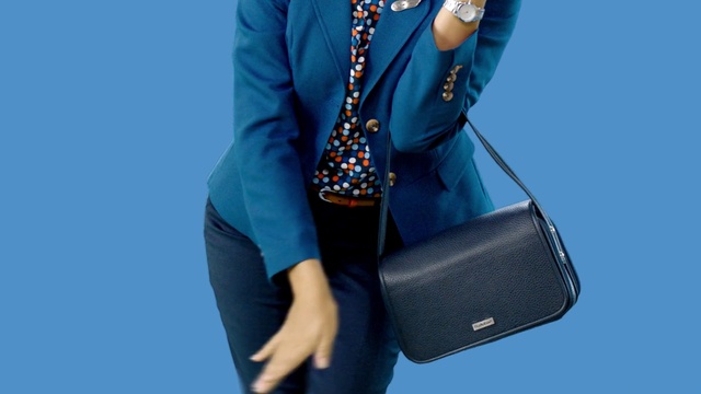 Video Reference: Blue, Electric blue, Shoulder, Bag, Turquoise, Street fashion, Cobalt blue, Arm, Joint, Fashion accessory