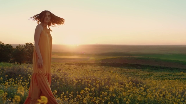 Video Reference: People in nature, Nature, Morning, Sunlight, Summer, Sky, Field, Dress, Photography, Happy