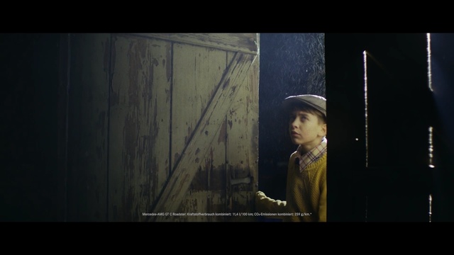 Video Reference: Photograph, Black, Portrait, Darkness, Human, Digital compositing, Photography, Visual arts, Gentleman, Screenshot, Person