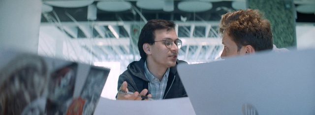 Video Reference: Eyewear, White-collar worker, Conversation, Job