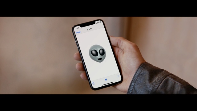 Video Reference: Mobile phone, Gadget, Smartphone, Communication Device, Portable communications device, Iphone, Electronic device, Technology, Feature phone, Electronics