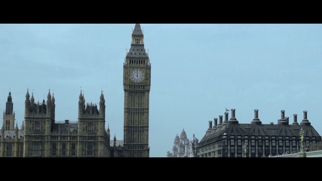 Video Reference: Landmark, Metropolis, Tower, Daytime, Spire, Architecture, Metropolitan area, Building, Clock tower, Urban area