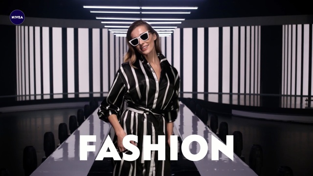 Video Reference: Eyewear, Clothing, Fashion model, Fashion, Street fashion, Black-and-white, Beauty, Sunglasses, Fashion design, Photo shoot