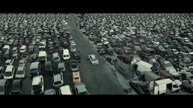 Video Reference: urban area, military, metropolis, city, vehicle