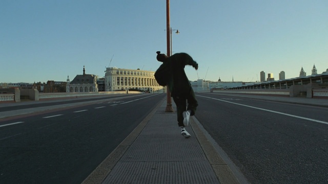 Video Reference: Road, Infrastructure, Sky, Recreation, Asphalt, Skateboard, Highway, Longboard, Pedestrian, Longboarding, Person