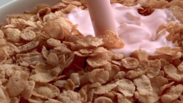 Video Reference: Food, Cuisine, Dish, Breakfast cereal, Ingredient, Vegetarian food, Snack, Person