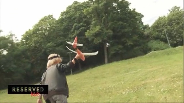 Video Reference: Bow and arrow, Grassland, Lawn, Grass, Recreation, Tree, Meadow, Longbow, Land lot, Frisbee games