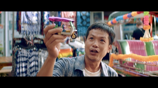 Video Reference: People, Snapshot, Fun, Photography, Smile, Happy, Drink, Shopkeeper, Person