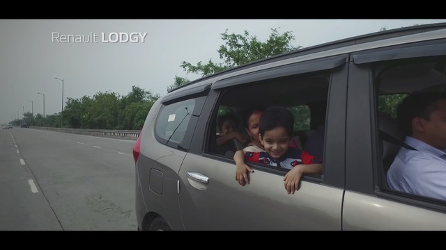 Video Reference: Land vehicle, Vehicle, Car, Vehicle door, Mode of transport, Sky, Automotive exterior, Auto part, Rear-view mirror, Person