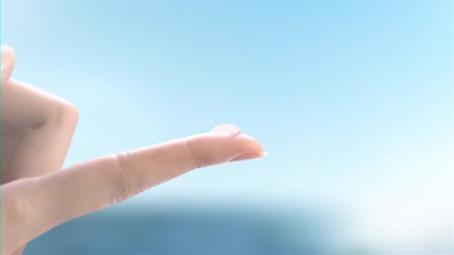 Video Reference: sky, skin, hand, finger, close up, arm, nail, thumb, cloud, joint