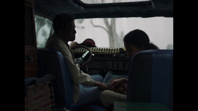 Video Reference: Screenshot, Passenger