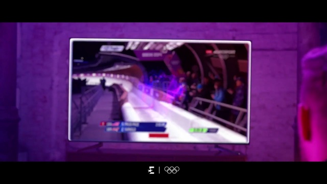 Video Reference: Violet, Purple, Display device, Electronics, Magenta, Screen, Technology, Multimedia, Electronic device, Gadget