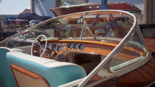 Video Reference: Vehicle, Motor vehicle, Car, Classic, Vintage car, Classic car, Antique car, Coupé, Steering wheel, Picnic boat
