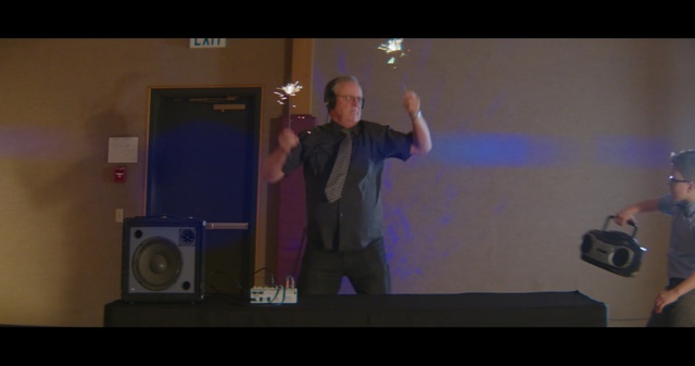 Video Reference: entertainment, stage, audio, technology, performance, sound, electronic device, song, event, darkness