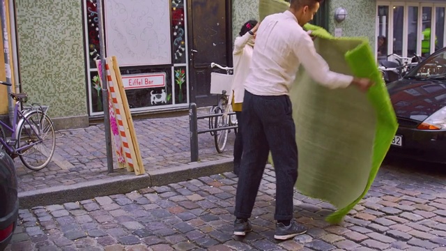 Video Reference: Standing, Snapshot, Sidewalk, Plant, Street
