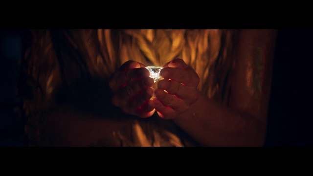 Video Reference: Darkness, Light, Heat, Hand, Lighting, Still life photography, Mouth, Photography, Flesh, Finger