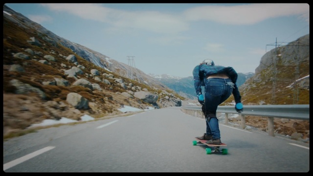 Video Reference: Longboard, Longboarding, Skateboarding Equipment, Skateboard, Skateboarding, Freebord, Boardsport, Sports equipment, Recreation, Skateboarder