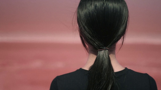 Video Reference: Hair, Hairstyle, Black hair, Chin, Skin, Long hair, Beauty, Shoulder, Neck, Ponytail