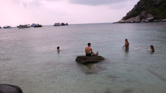 Video Reference: Water, Sea, Beach, Vacation, Coast, Sky, Ocean, Fun, Rock, Tourism